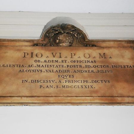 Exclusive Apartment A Few Steps From The Spanish Steps Luaran gambar