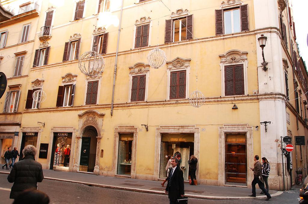 Exclusive Apartment A Few Steps From The Spanish Steps Luaran gambar
